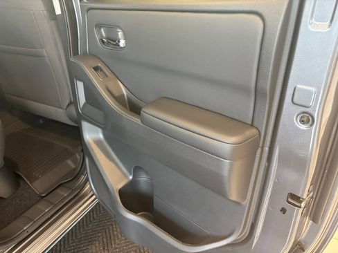 New 2026 Nissan Frontier SV w/ Tow Package image 25