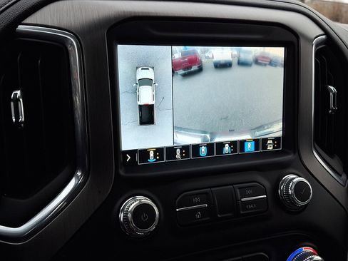 Used 2020 GMC Sierra 3500 Denali w/ Denali Ultimate Package image 19