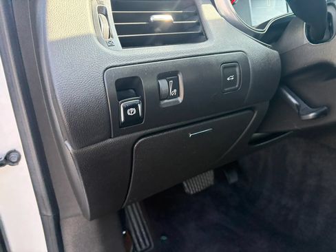 Used 2019 Chevrolet Impala LT FWD image 13
