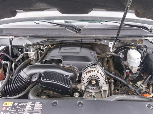 Used 2012 Chevrolet Tahoe 4WD image 23