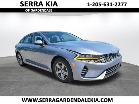 Used 2022 Kia K5 LXS FWD image 1
