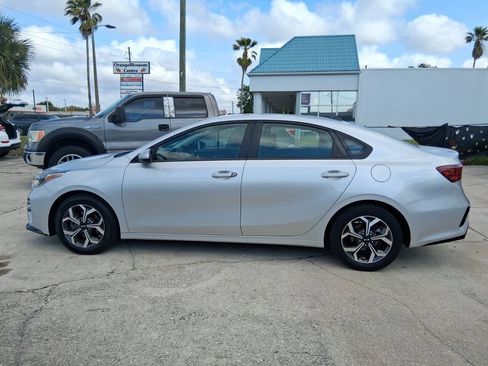 Used 2020 Kia Forte LXS image 4