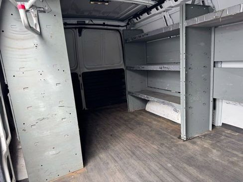 Used 2017 Chevrolet Express 2500 image 23