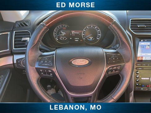 Used 2019 Ford Explorer Platinum AWD/4WD image 35