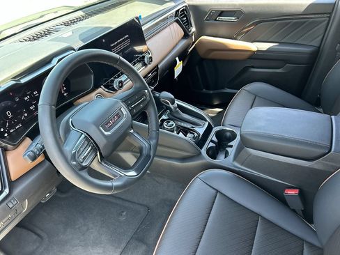 New 2026 GMC Canyon AT4 w/ Technology Plus Package AWD/4WD image 10