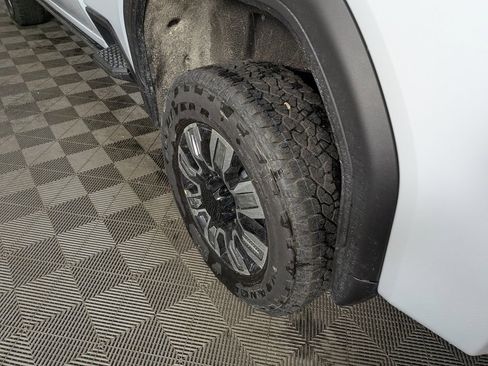 New 2026 GMC Sierra 2500 Denali w/ Denali Reserve Package AWD/4WD image 13