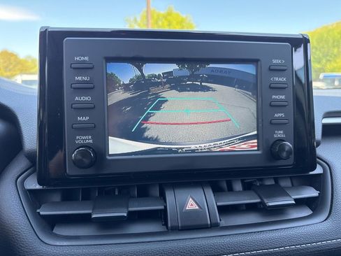 Used 2019 Toyota RAV4 XLE w/ Convenience Package AWD/4WD image 17