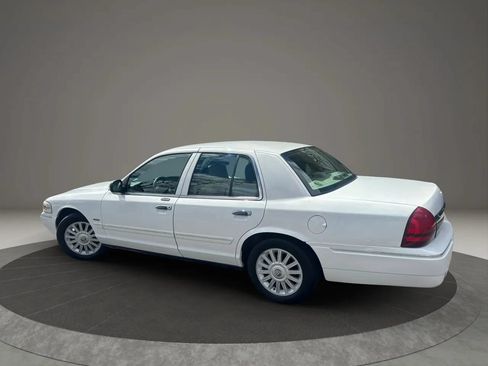 Used 2009 Mercury Grand Marquis LS RWD image 37