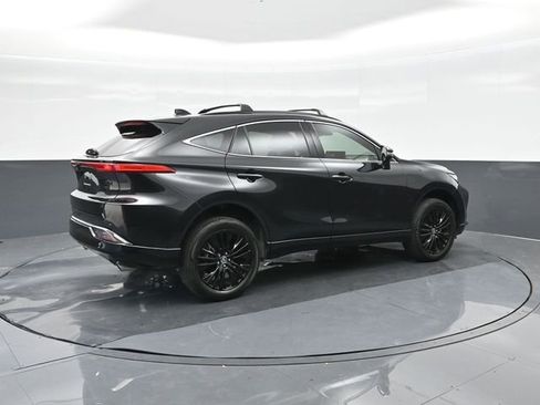 Used 2024 Toyota Venza Nightshade image 15