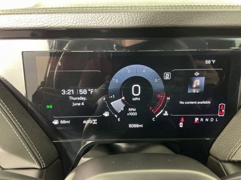 Used 2026 GMC Yukon XL Denali w/ Sun & Power Step Package AWD/4WD image 18