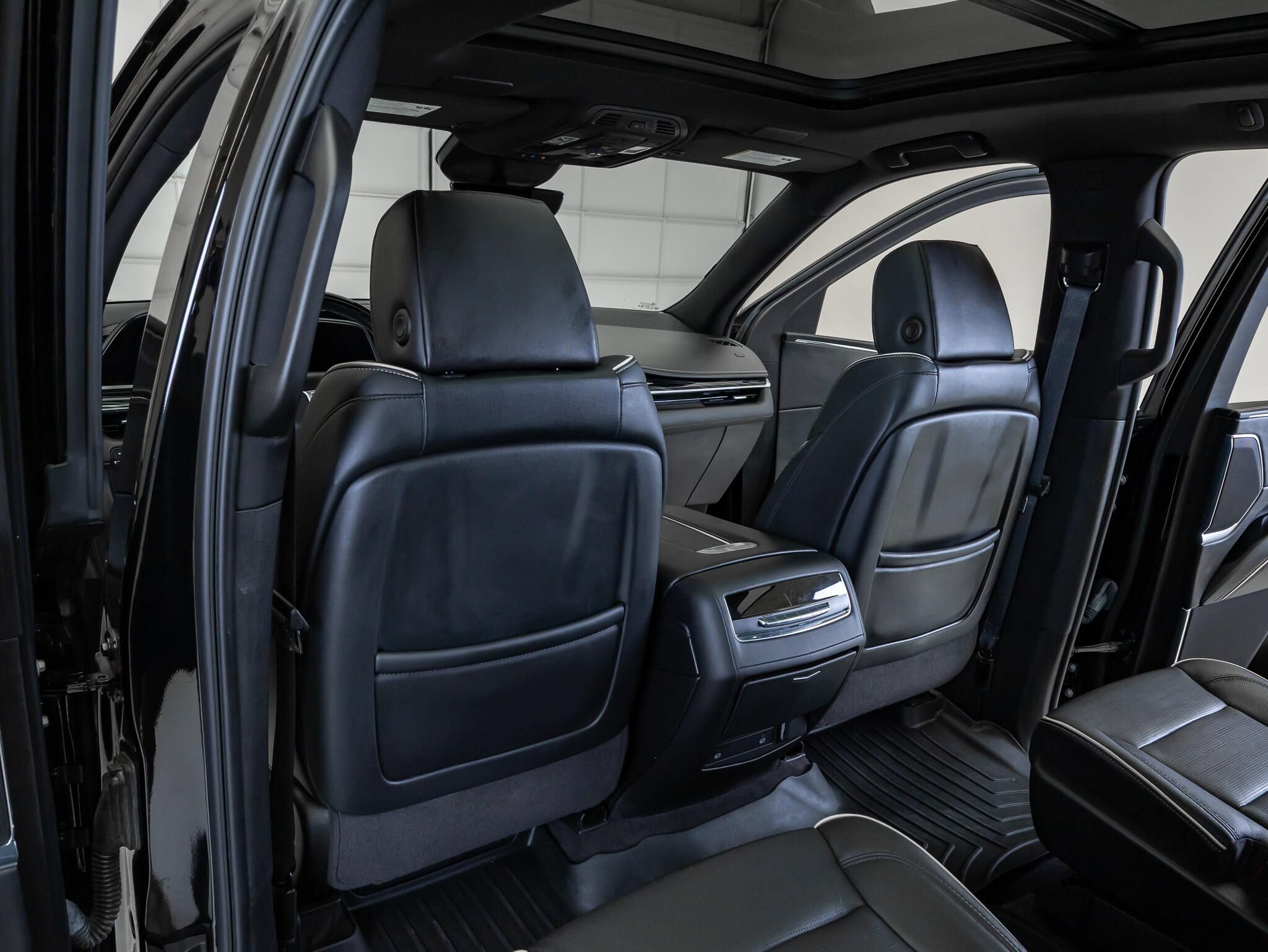 Used 2023 Cadillac Escalade Sport AWD/4WD image 31