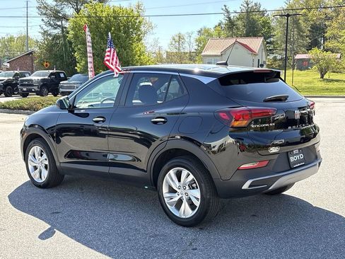 Used 2025 Buick Encore GX Preferred FWD image 9