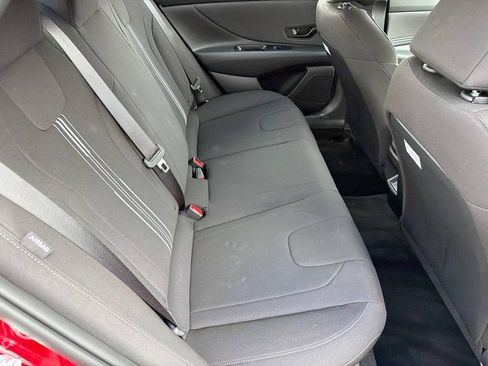 Certified 2025 Hyundai Elantra Sport FWD image 15