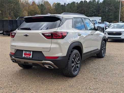 New 2026 Chevrolet TrailBlazer ACTIV w/ Convenience Package image 2