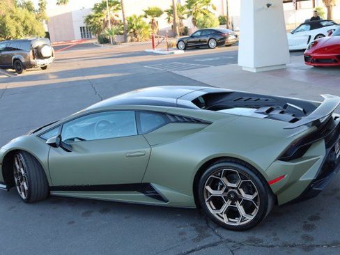 Used 2023 Lamborghini Huracan Tecnica RWD image 21