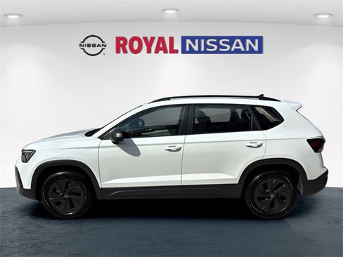 Used 2025 Volkswagen Taos S image 4