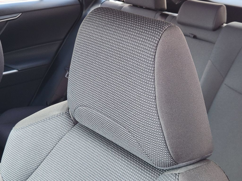 Used 2025 Toyota RAV4 LE AWD/4WD image 23