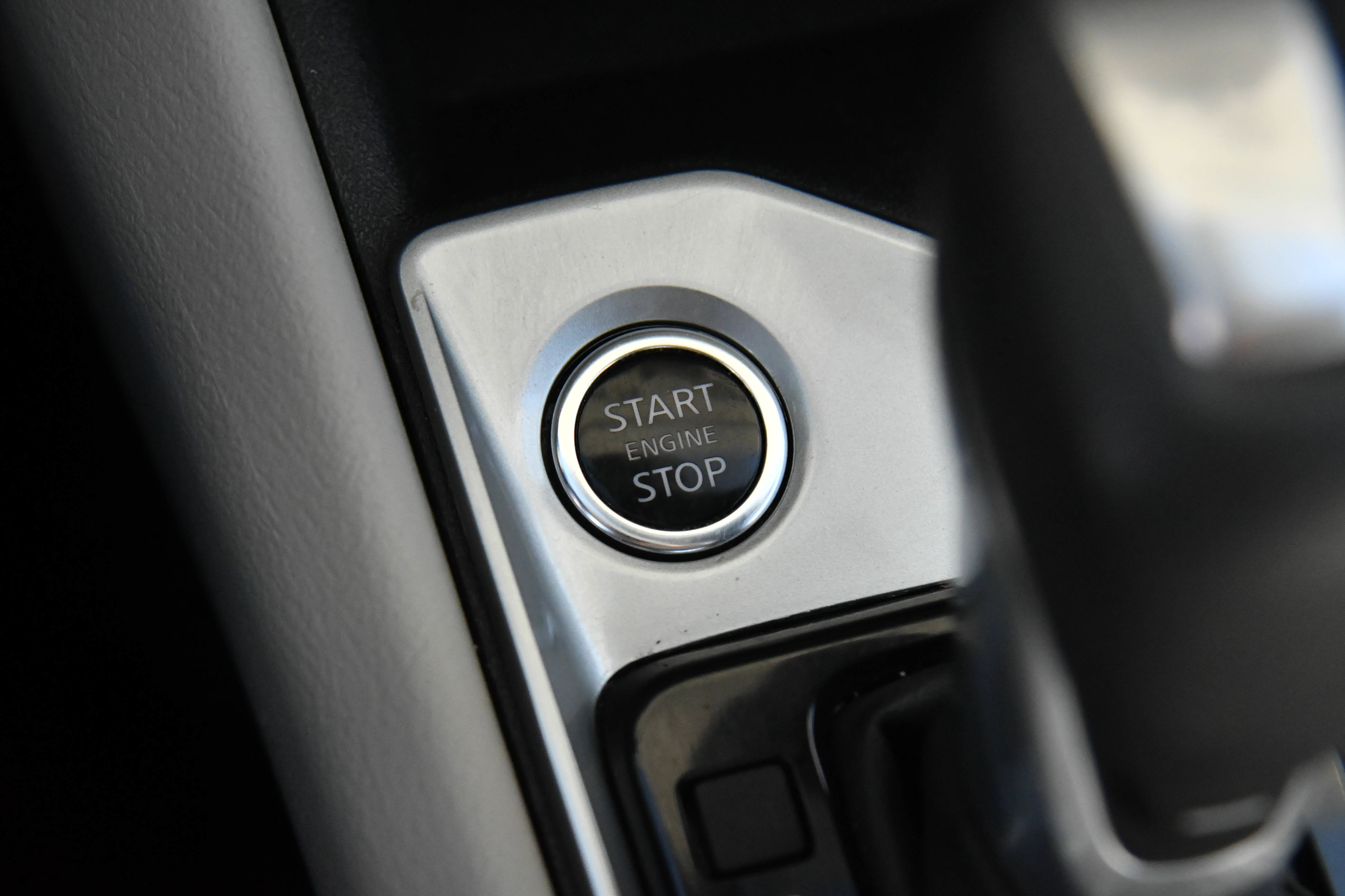 Used 2025 Nissan Altima 2.5 SV FWD image 26