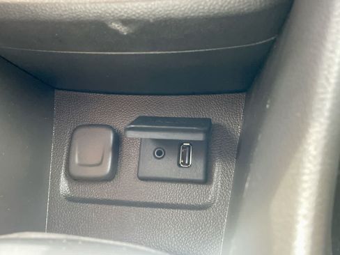 Used 2016 Buick Encore AWD image 31
