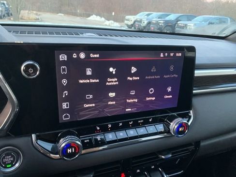 New 2025 GMC Canyon Elevation w/ Convenience Package image 21