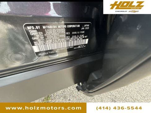 Used 2025 Mitsubishi Outlander SEL AWD/4WD image 35