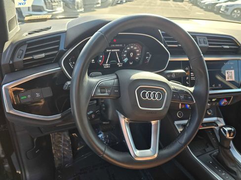 Used 2024 Audi Q3 2.0T Premium w/ Convenience Package image 26