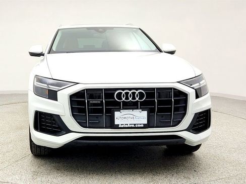 Used 2022 Audi Q8 Premium Plus w/ Premium Plus Package image 2