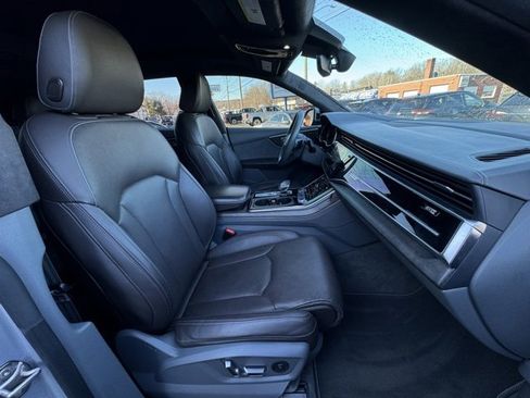 Used 2021 Audi Q8 Prestige image 12