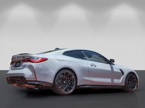 Used 2022 BMW M4 xDrive Competition w/ M Carbon Exterior Package AWD/4WD image 31