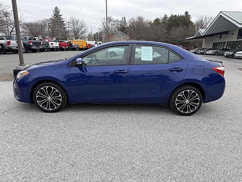 Used 2015 Toyota Corolla S image 2