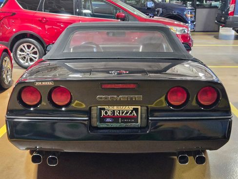 Used 1987 Chevrolet Corvette Base image 11