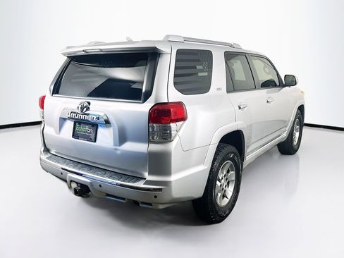 Used 2013 Toyota 4Runner SR5 RWD image 9
