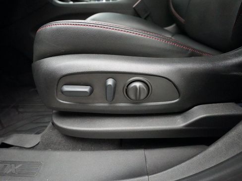 Certified 2022 Chevrolet Equinox RS w/ RS Leather Package image 29