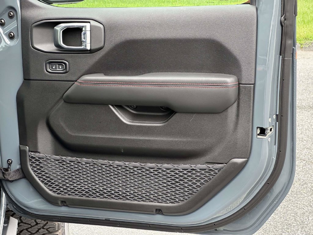 Used 2026 Jeep Wrangler Rubicon w/ Safety Group AWD/4WD image 8