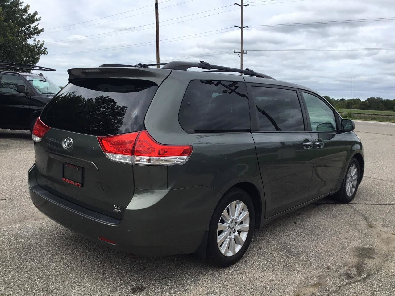Used 2013 Toyota Sienna XLE w/ Entertainment Pkg AWD/4WD image 5