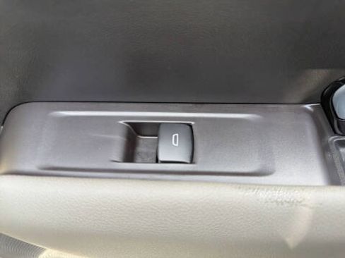 New 2026 Chevrolet Colorado ZR2 image 19