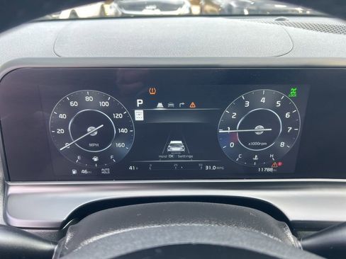 Certified 2024 Kia Seltos SX w/ SX Sunroof Package image 68