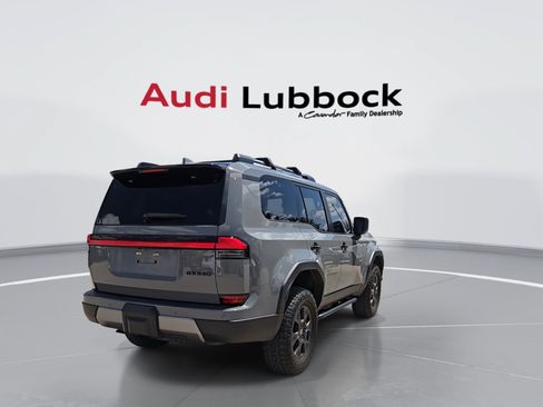 Used 2025 Lexus GX 550 AWD/4WD image 8