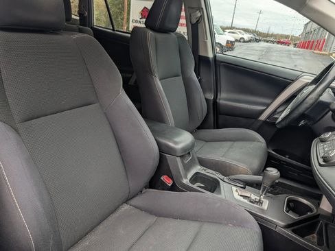 Used 2017 Toyota RAV4 XLE image 13