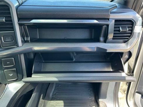 Used 2025 Ford F150 Platinum AWD/4WD image 41