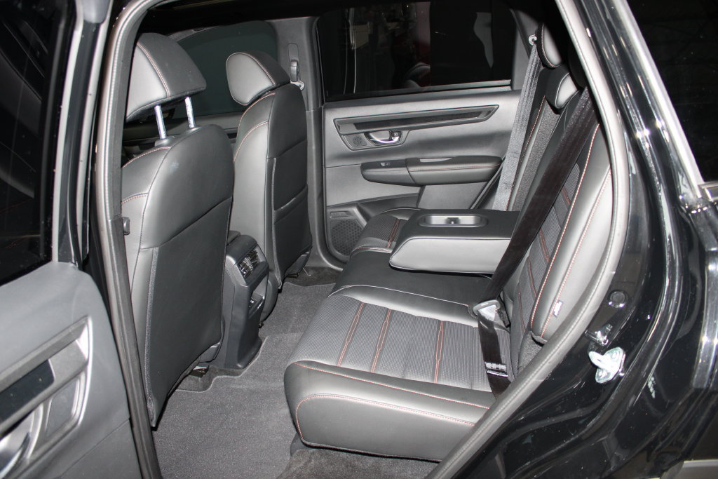 Used 2025 Honda CR-V Sport-L image 11