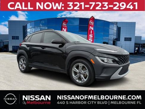 Used 2022 Hyundai Kona SEL image 1