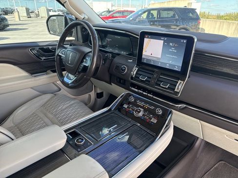 Used 2018 Lincoln Navigator Black Label w/ Cargo Package image 11