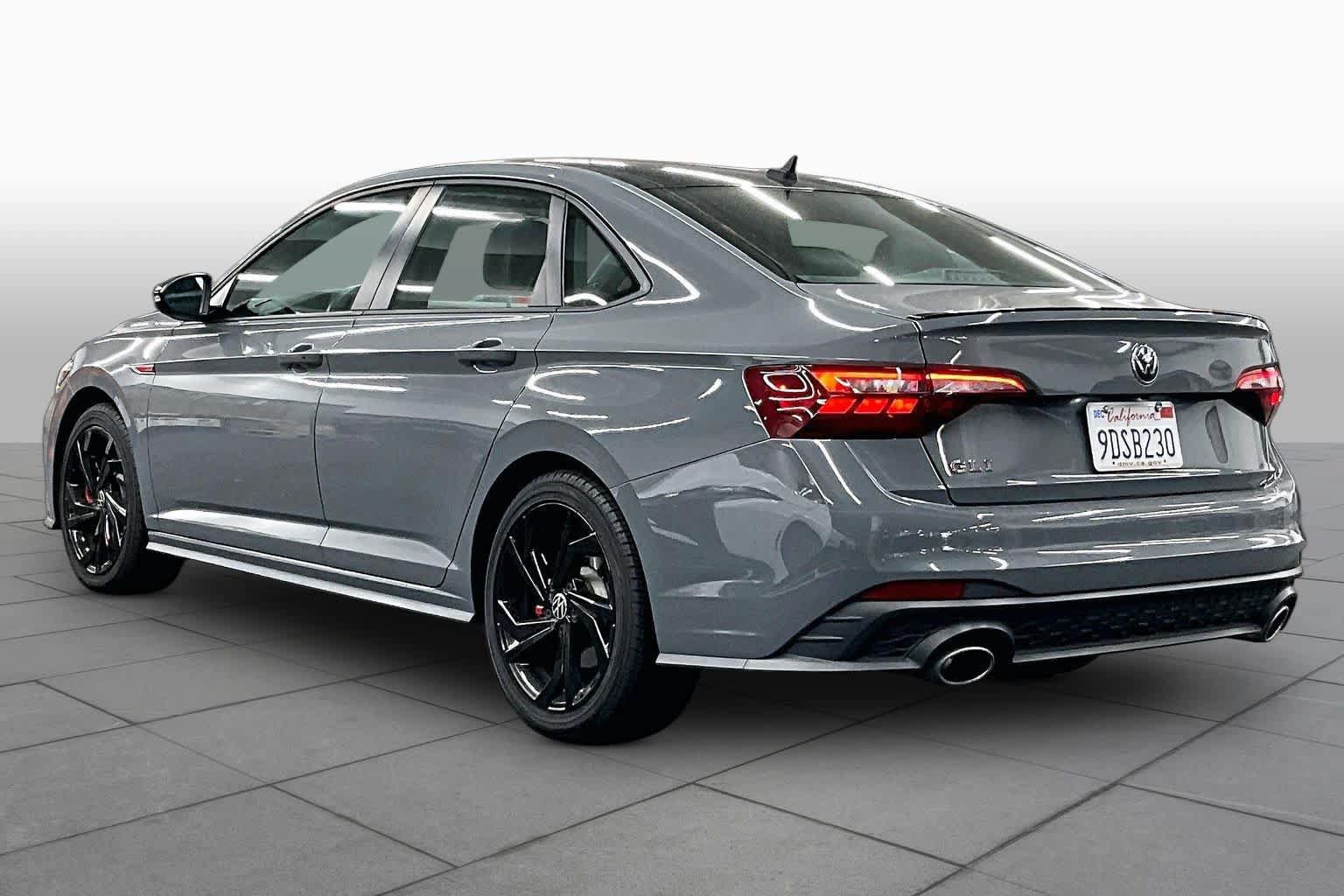Used 2023 Volkswagen Jetta GLI Autobahn FWD image 11