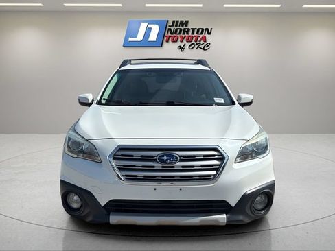 Used 2016 Subaru Outback 3.6R Limited AWD/4WD image 2