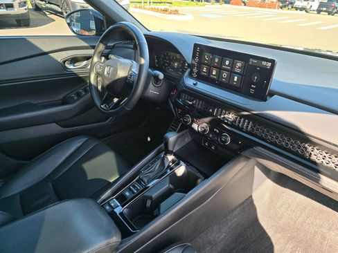 Used 2024 Honda Accord Sport image 32