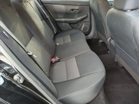 Used 2024 Nissan Sentra SV FWD image 19