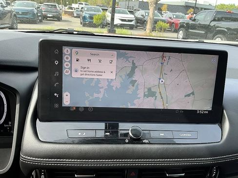 Certified 2025 Nissan Rogue SL image 18