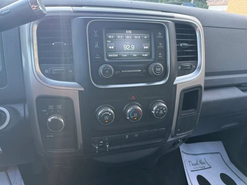 Used 2014 RAM 2500 SLT AWD/4WD image 11