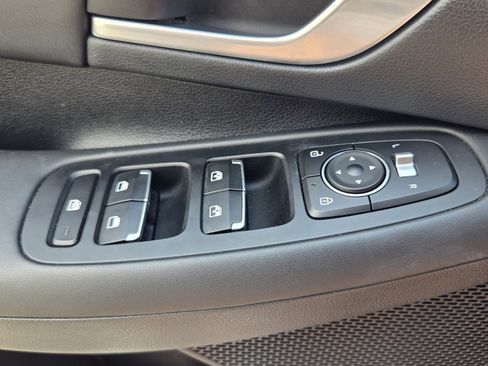 Used 2021 Hyundai Sonata SEL w/ Preferred Accessory Package FWD image 32